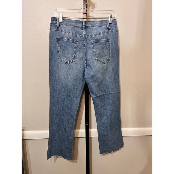 Women's Blue Jeans - Picture 5 of 8